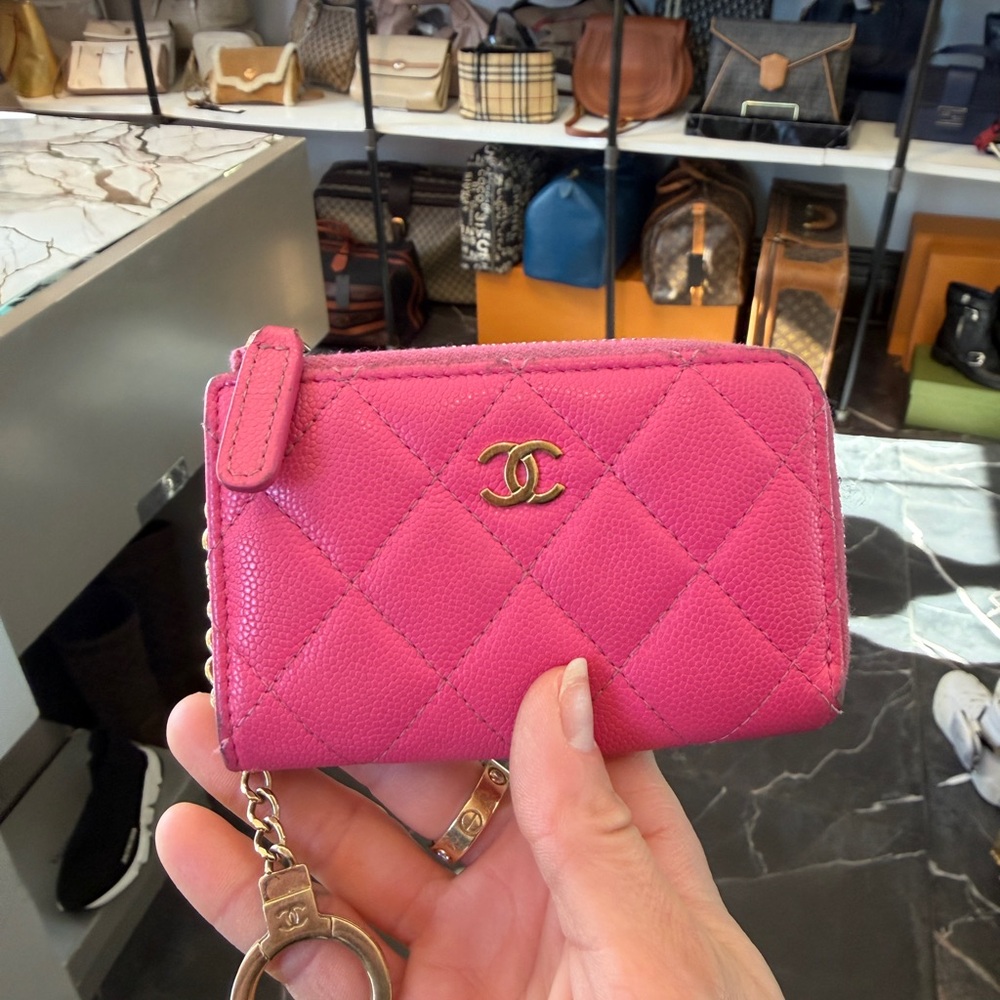 CHANEL Fuchsia Quilted Card Wallet